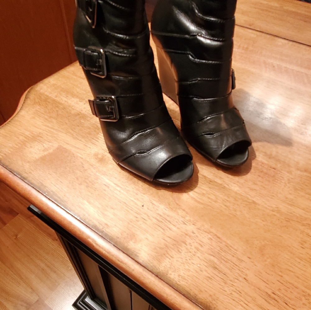 Calvin Klein open toe fashion boots   size 9